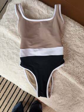 LainSnow Colorblock “Amangiri” One Piece Swimsuit in Beige/Black/White - XS